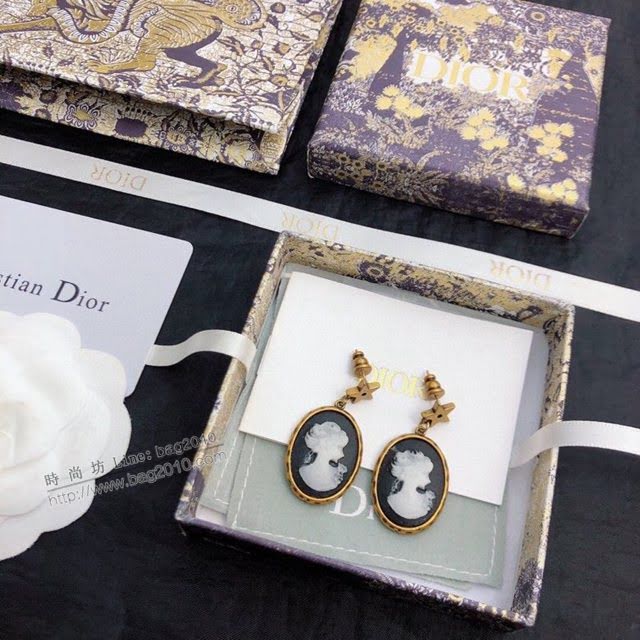 Dior飾品 迪奧經典熱銷款耳釘耳環耳飾  zgd1320